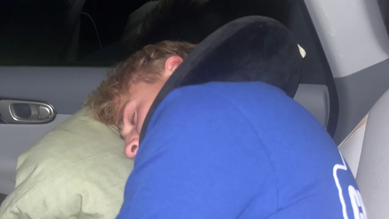 Iets anders tanken dan waterstof😴